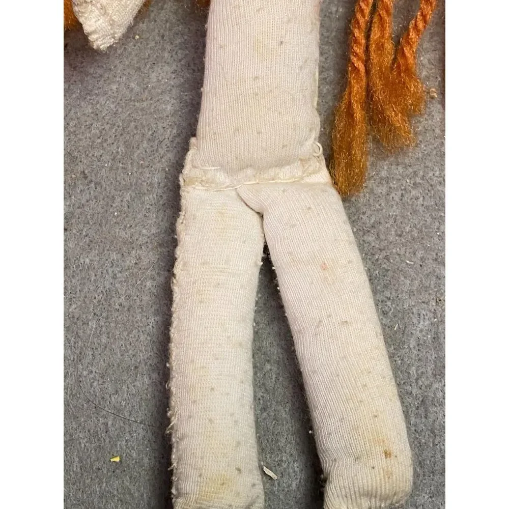 VINTAGE 6 3/4 INCH CLOTH RAG DOLL PAINTED FACE FEATURES YUGOSLAVIA CIRCA‎ 1984
